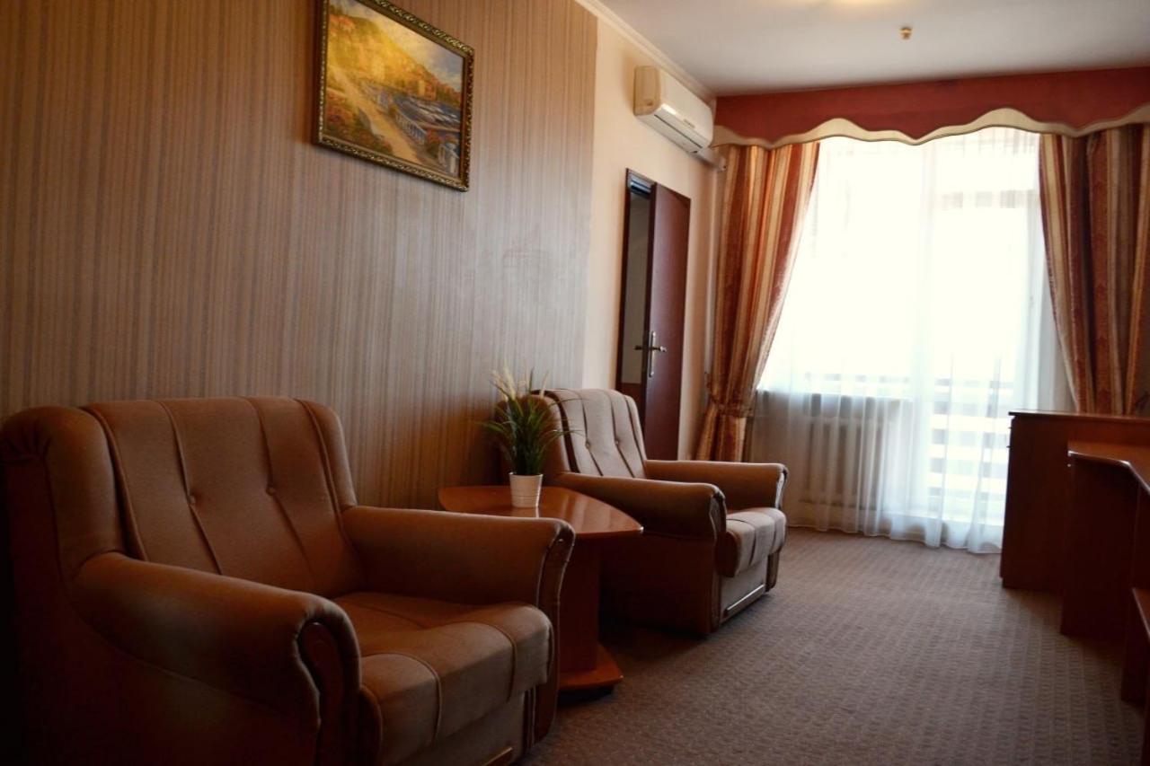 Hotel Perlyna Ars Stryï Extérieur photo
